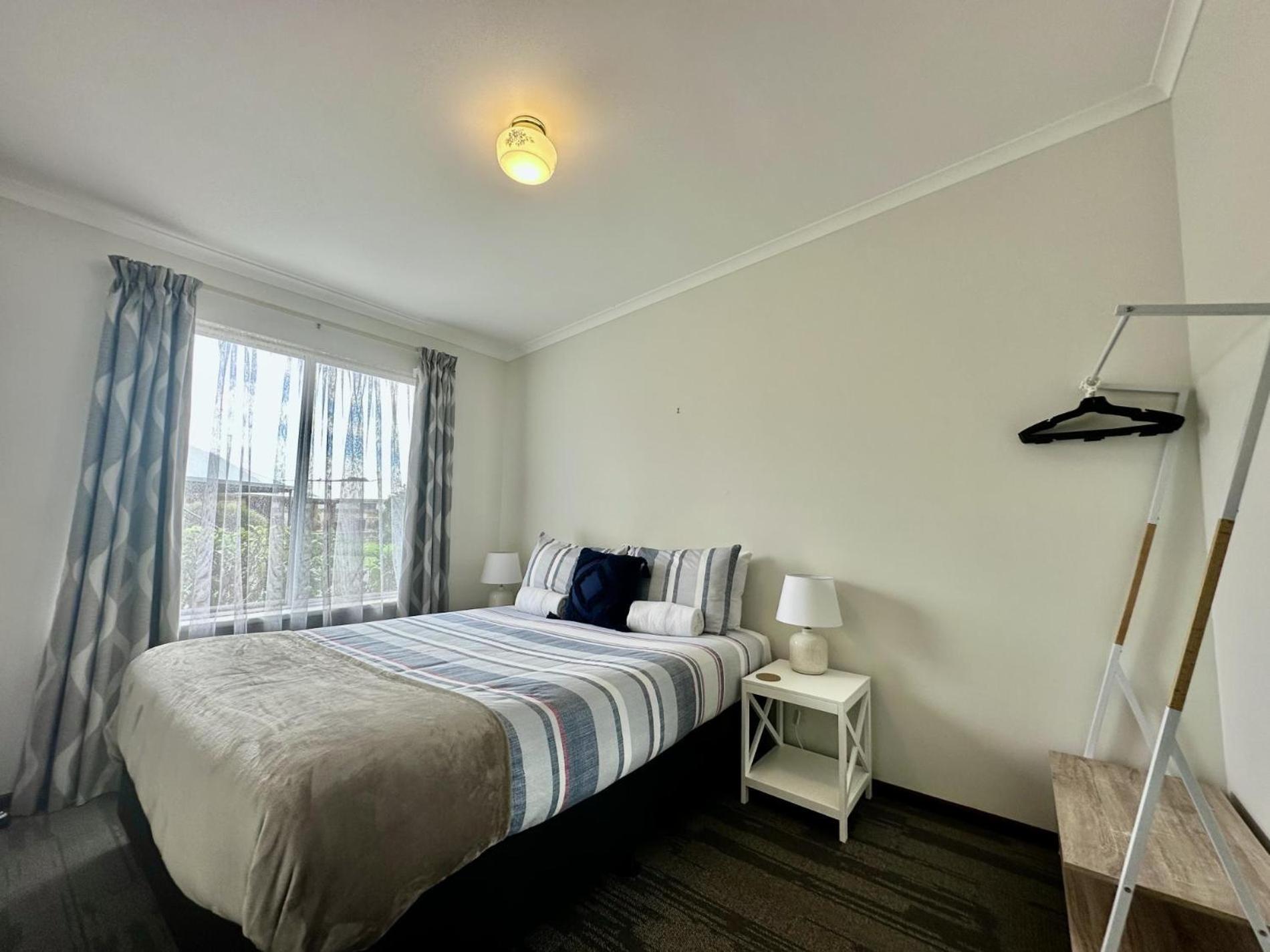 Barmup At Middleton Mews Albany